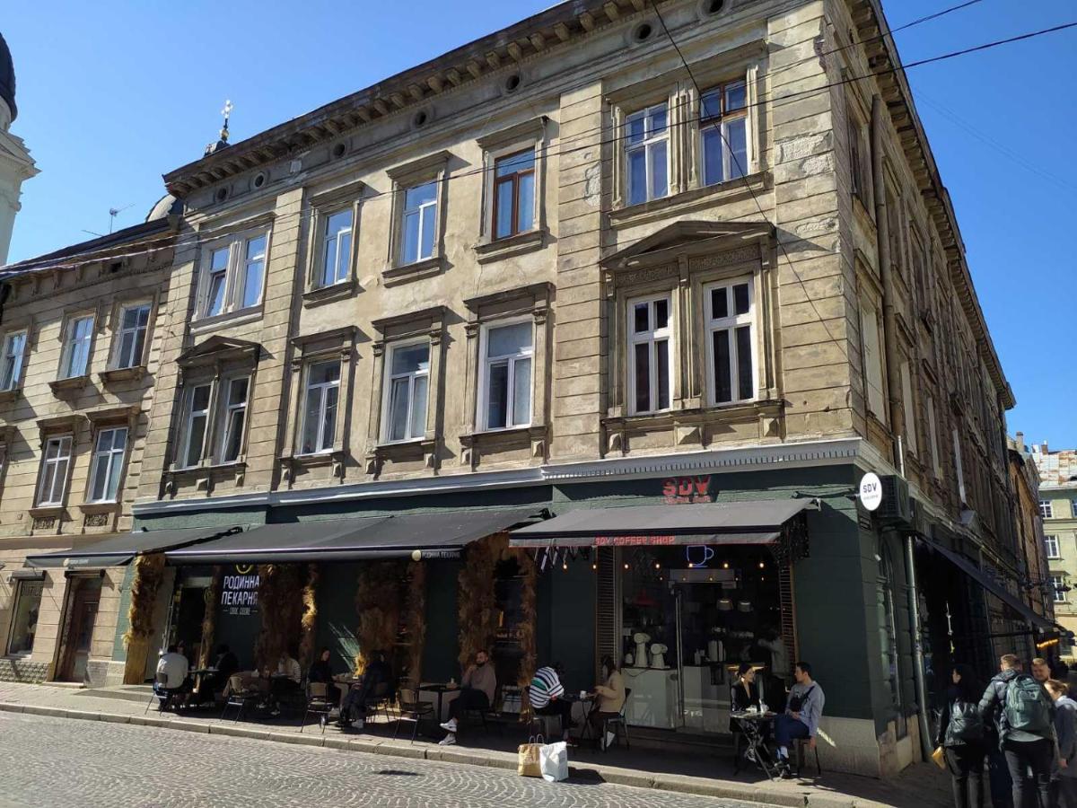 Apartment In The Centre Of Lviv Eksteriør billede