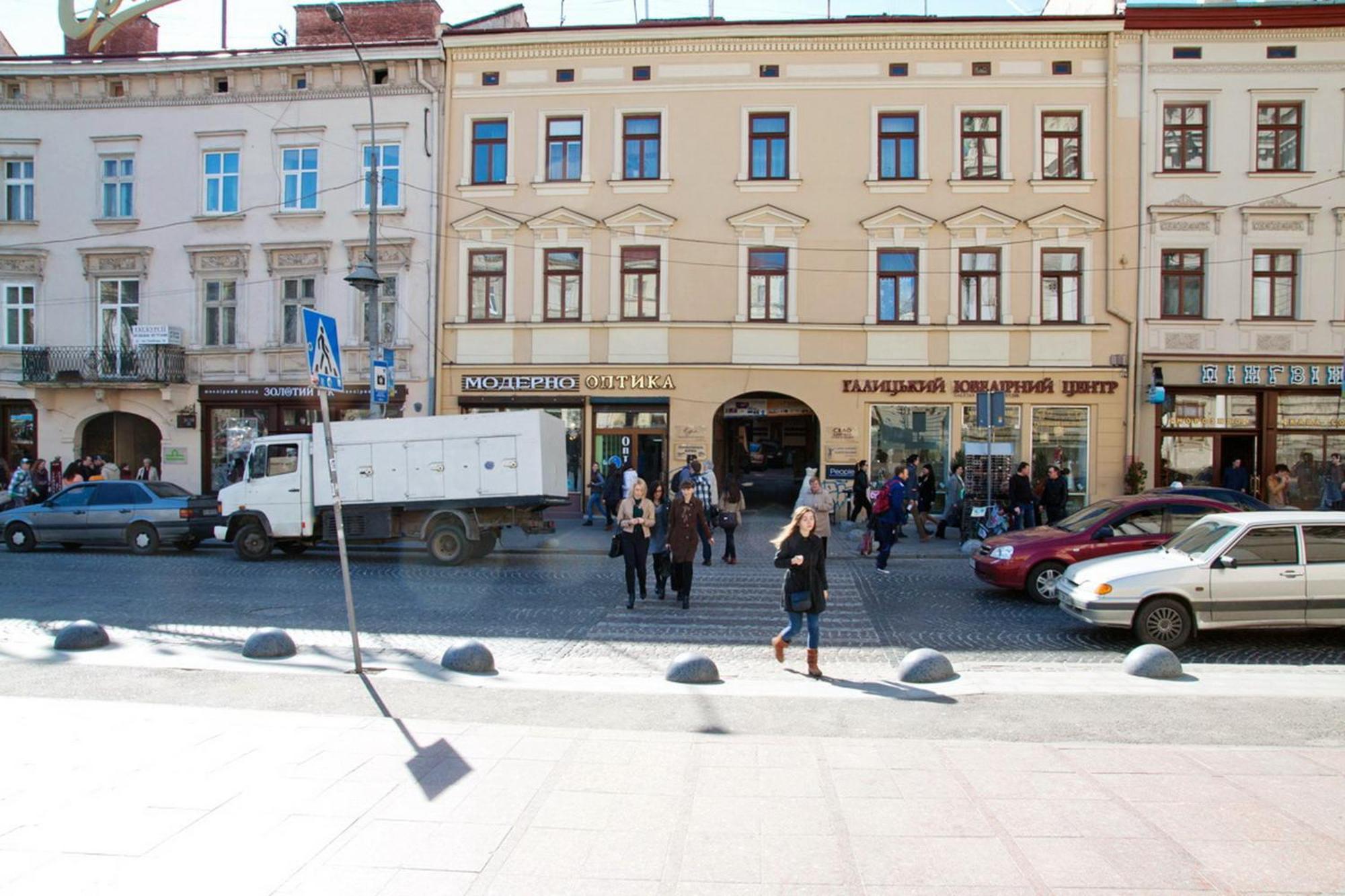 Apartment In The Centre Of Lviv Værelse billede