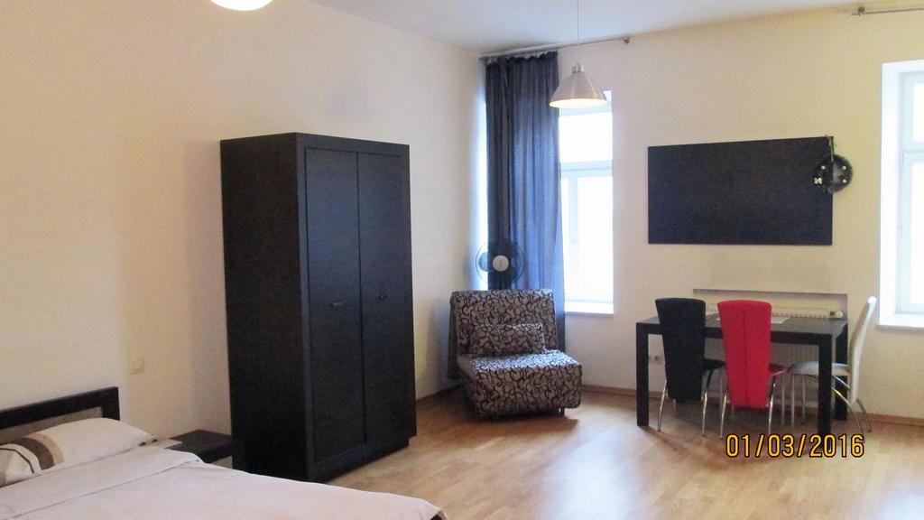 Apartment In The Centre Of Lviv Eksteriør billede