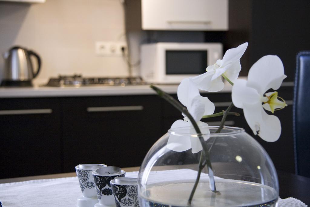 Apartment In The Centre Of Lviv Eksteriør billede