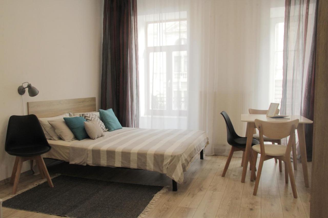 Apartment In The Centre Of Lviv Eksteriør billede