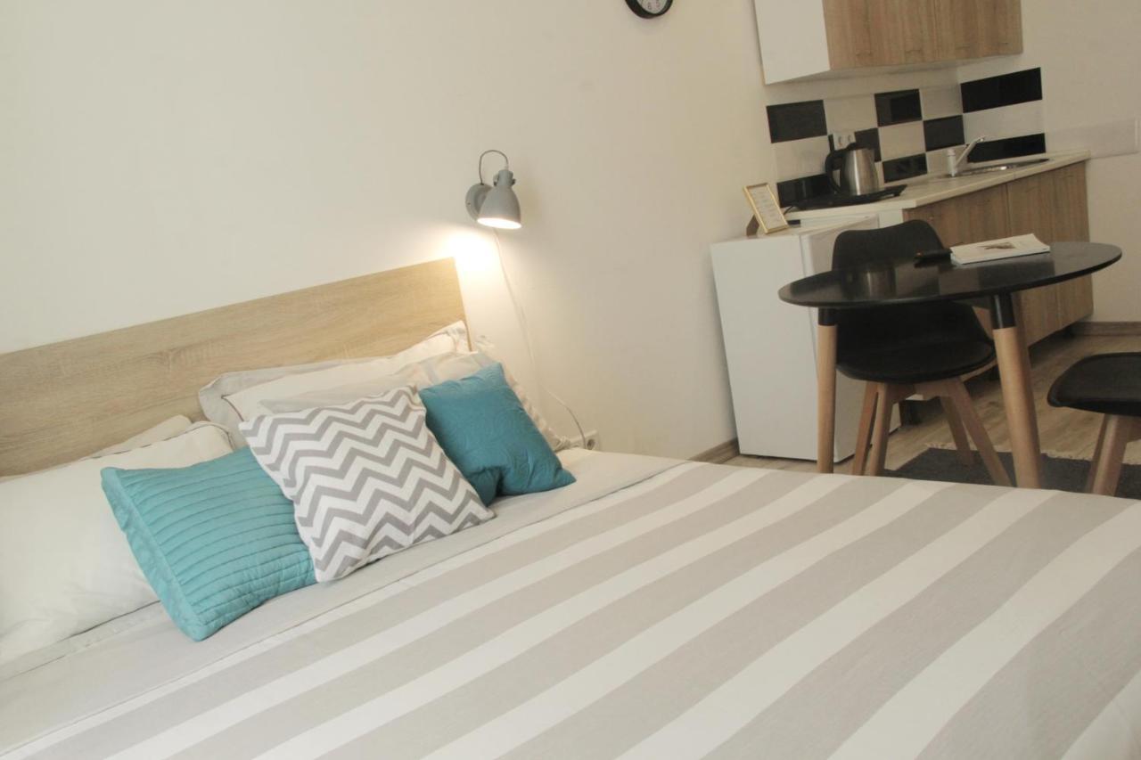 Apartment In The Centre Of Lviv Eksteriør billede